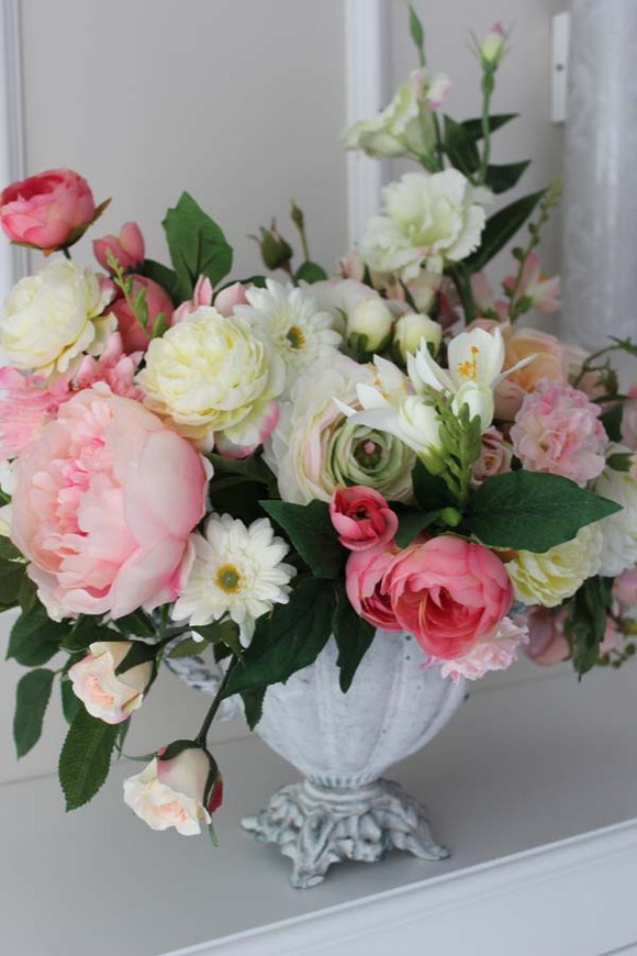 Emanuela kompozycja w bielonym metalowym pucharze, wys.60cm