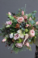 Figaro Silver, efektowna kompozycja kwiatowa w lustrzanym wazonie, wys.54cm