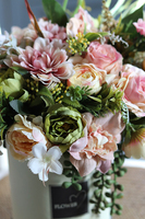 Granita, efektowny flowerbox w pastelowych barwach, wys.38cm