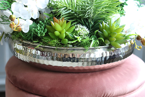 Dekoria Luksus, bogata kompozycja kwiatowa z kulą ceramiczną, wym.26x46cm