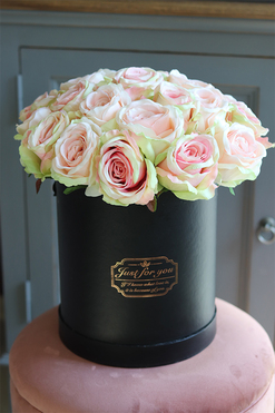 flowerbox z różami, Benita New, wys.38cm