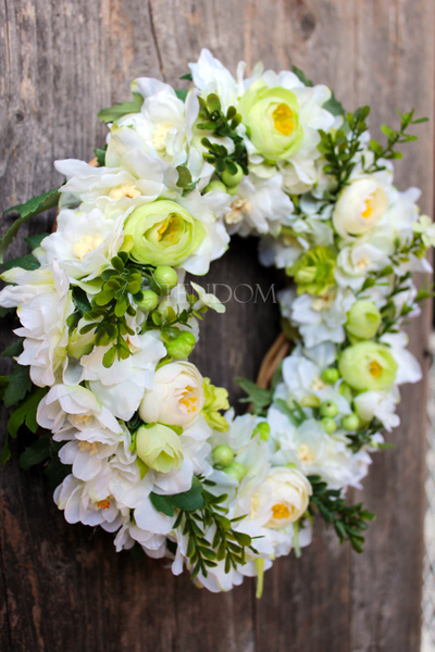 wianek dekoracyjny Komunijny Biel 2, śr.28cm