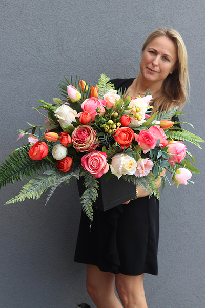 Jessica Leggend, elegancka kompozycja nagrobna, wym.40x70cm