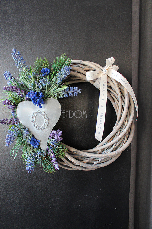 wianek na drzwi Lawendowe Serce, śr.25cm