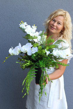 Delfina Orchidea, elegancki bukiet nagrobny we wkładzie, wys.46cm