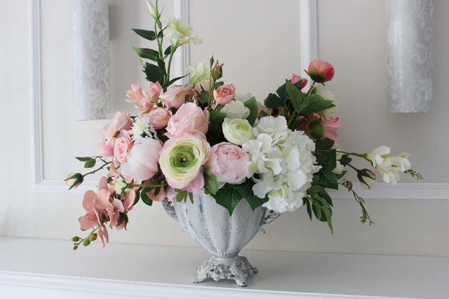 Emanuela kompozycja w bielonym metalowym pucharze, wys.60cm