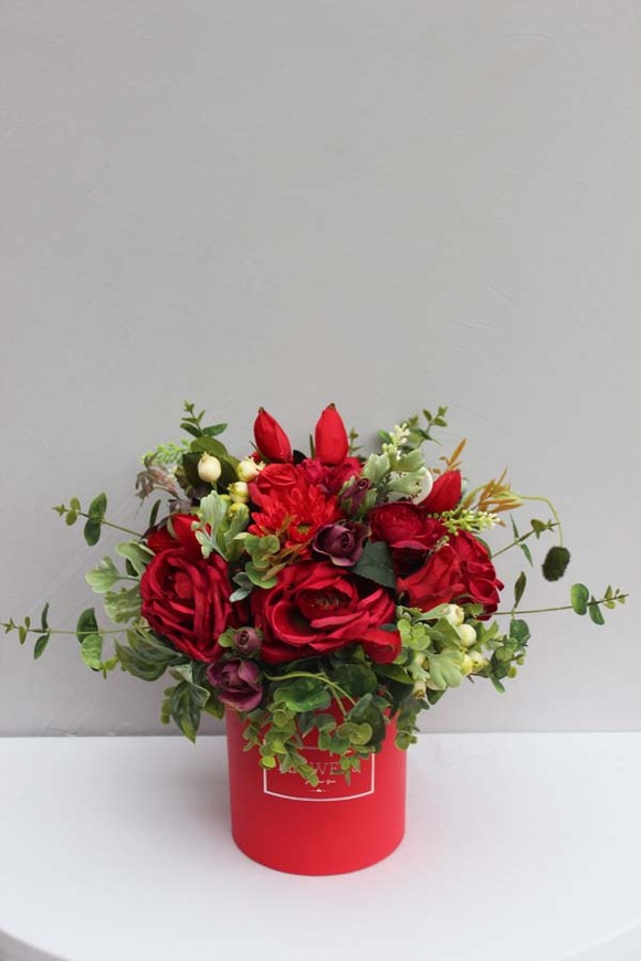 box Prezent od Serca, kompozycja kwiatowa, wys.36cm