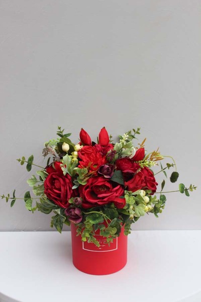 box Prezent od Serca, kompozycja kwiatowa, wys.36cm