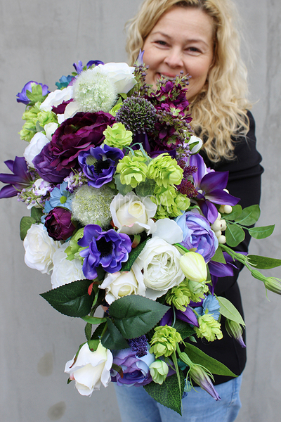 Lambert Exclusive kompozycja kwiatowa / bukiet wys.22cm, szer.67cm 