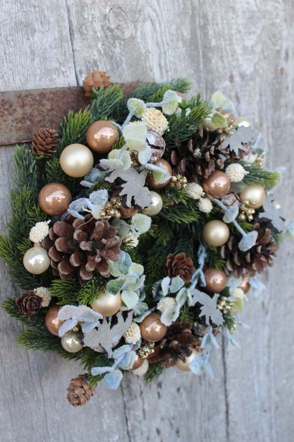 dekoracja świąteczna / wianek Perłowe Złoto, śr.27 cm