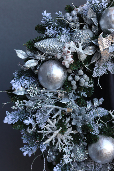 duży bożonarodzeniowy wieniec, Srebrzysta Zima, śr.69cm 