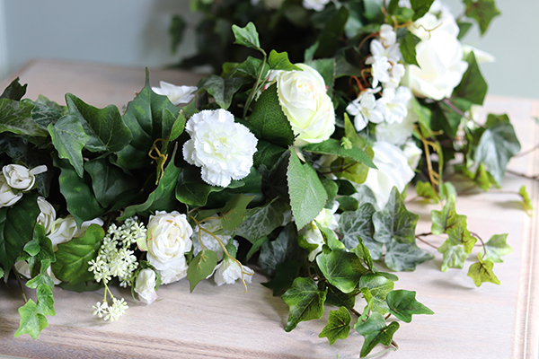  elegancka girlanda z białymi kwiatami, Gerotto, dł.1m