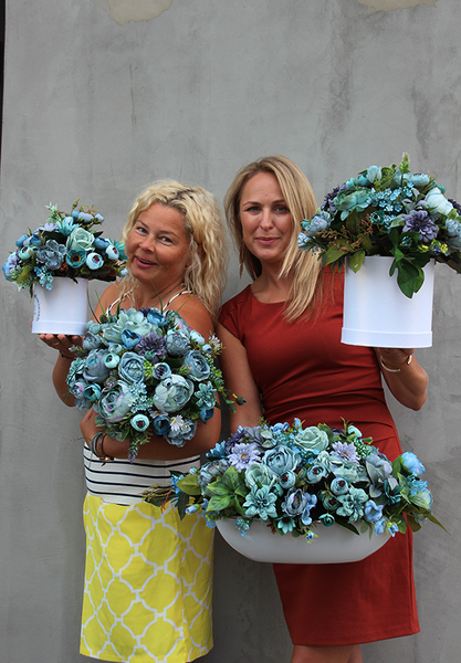 Blue Marine, kompozycja kwiatowa / bukiet flowerbox, M, wys.34cm