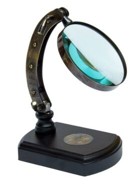 stojące szkło powiększające retro na podstawie 17.5x10x18cm