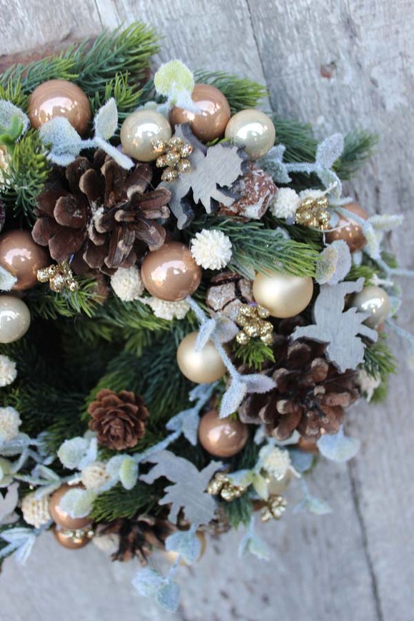 dekoracja świąteczna / wianek Perłowe Złoto, śr.27 cm