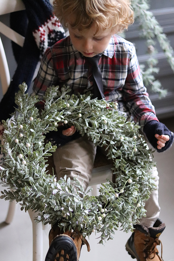 Grudniową Nocą, świąteczny wianek na drzwi / stroik na stół z jemiołą, śr.45cm