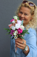 bukiet z różami, Abella, wys. 20cm 