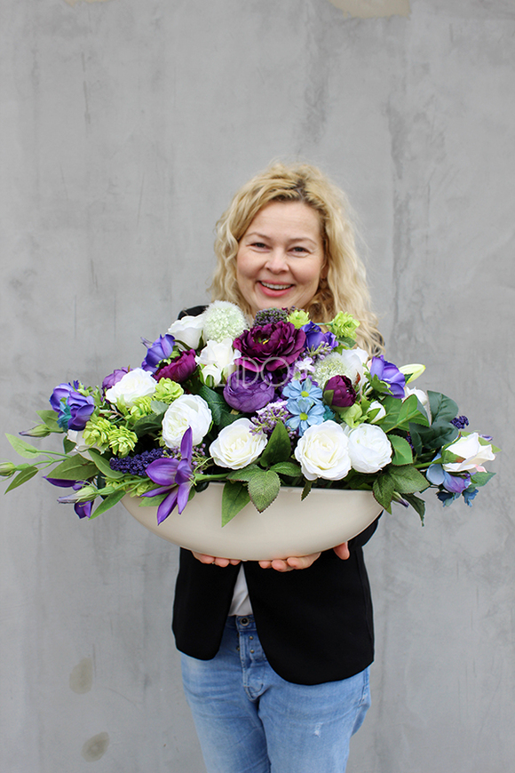 Lambert Exclusive kompozycja kwiatowa / bukiet wys.22cm, szer.67cm 