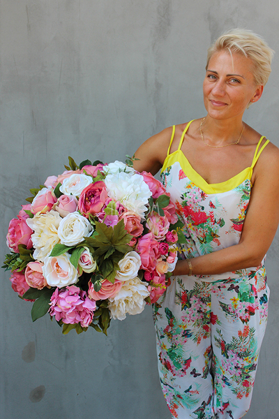 Janina kompozycja kwiatowa nagrobna, wys.35cm, szer.35cm