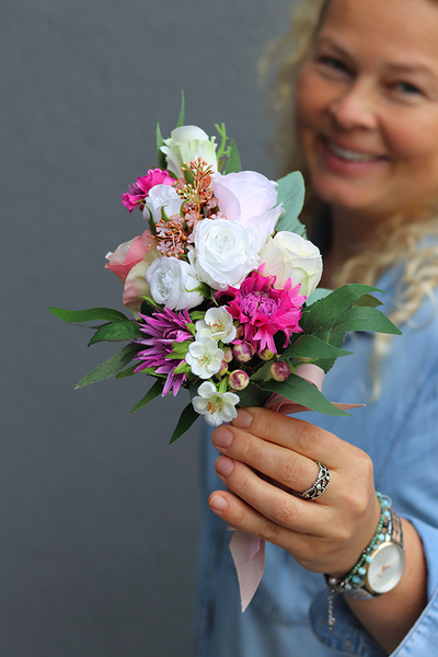 bukiet z różami, Abella, wys. 20cm 