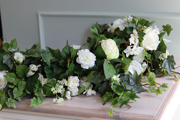  elegancka girlanda z białymi kwiatami, Gerotto, dł.1m