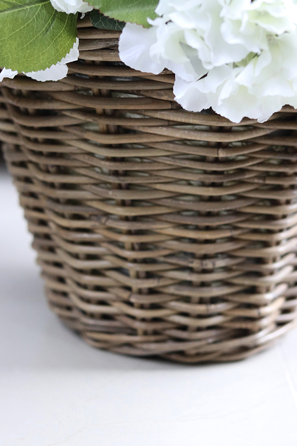 atrakcyjny gęsty kosz z hortensją, Tellia, wym.48x50cm   