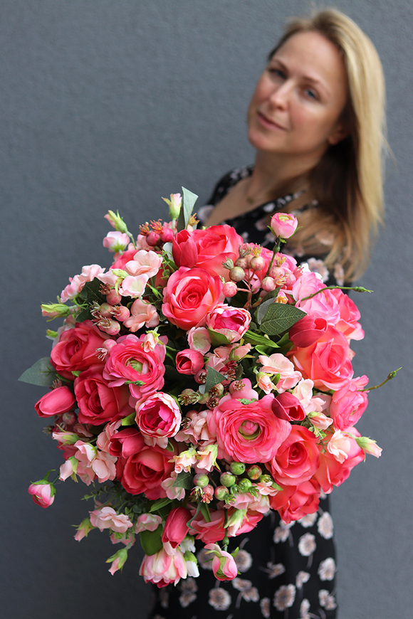 Dianna, romantyczny flowerbox / kompozycja w białym pudełku, wys.43cm