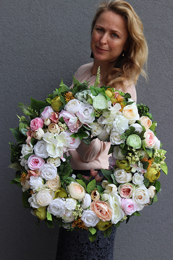 Pałacowy, dekoracyjny kwiatowy wianek na drzwi, śr.50cm