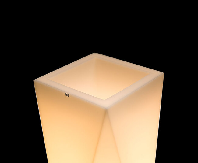 Nevis donica podświetlana światło ciepłe 46x75cm