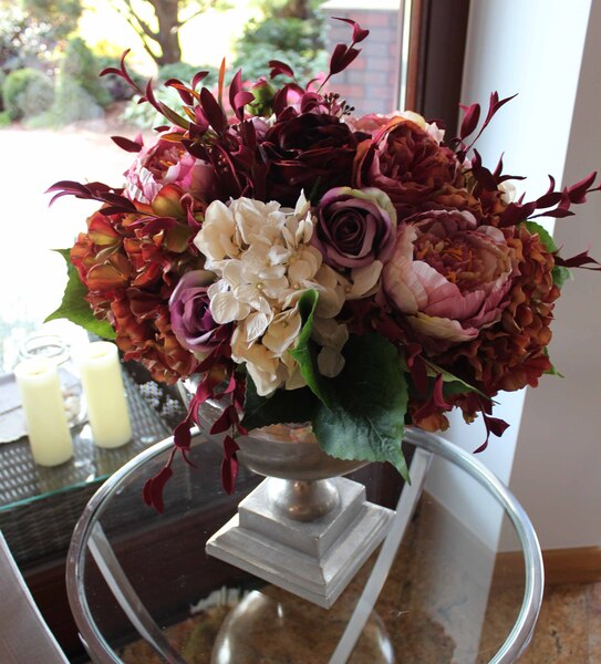 Belle Epoque kompozycja kwiatowa, wys.55 cm