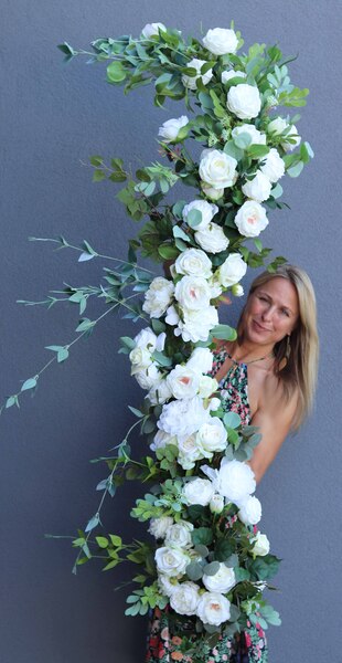Biała Baletnica, atrakcyjna girlanda z białymi kwiatami, dł.1m