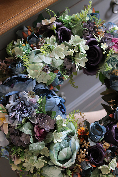 Blue Renetto, efektowny duży wieniec na drzwi, śr.45cm