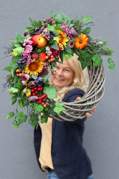 jesienny kwiatowo-owocowy wianek, Radość Jesieni, śr.41cm  