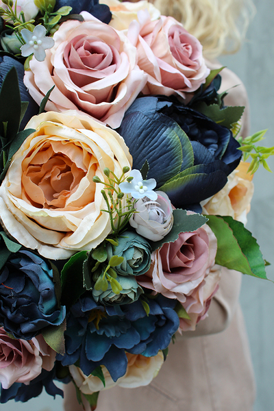 Flamenco kompozycja kwiatowa / bukiet / Flowerbox, wys.36cm