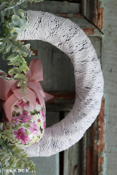 Koronkowa Tilda, uroczy wianek wielkanocny z jajkiem, śr.25cm