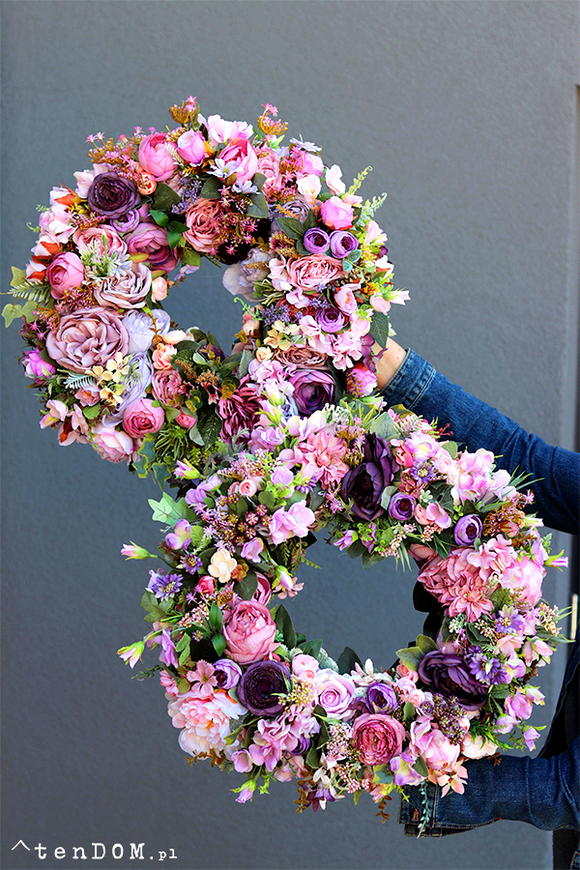 Caryca Purple 2, bajeczny kwiatowy wianek, śr.50cm