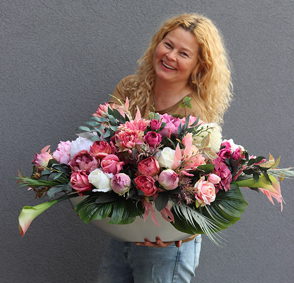 elegancka kompozycja nagrobna Laos Dellano, wym.108x65x52cm 