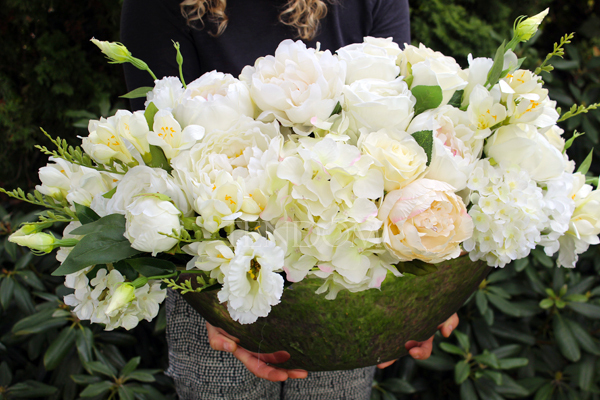 elegancka kompozycja kwiatowa / bukiet Brandano wys.40cm, dł.80cm