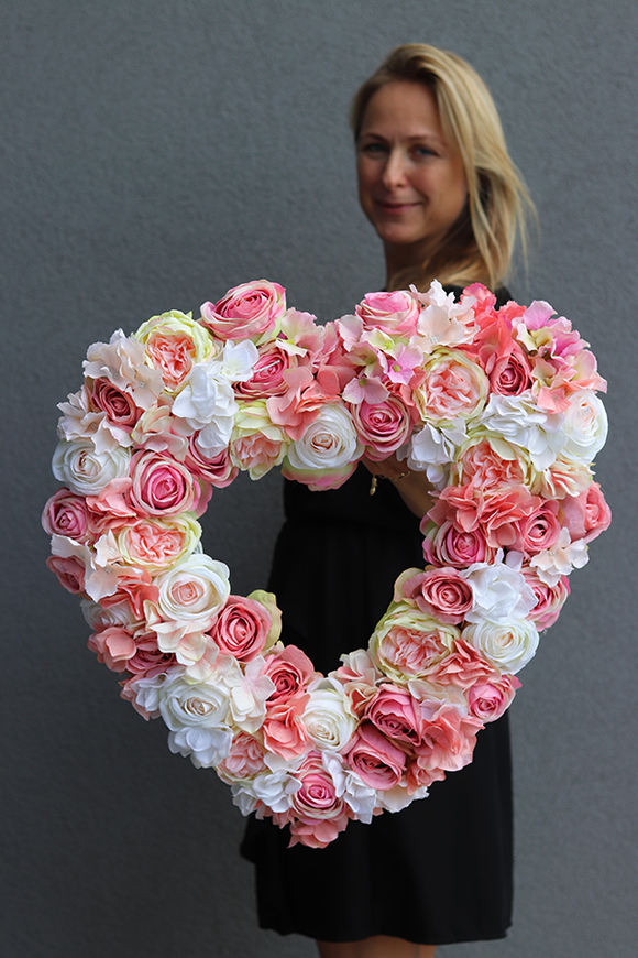 kwiatowa dekoracja serce Róże&Hortensje, wym.50x50cm 