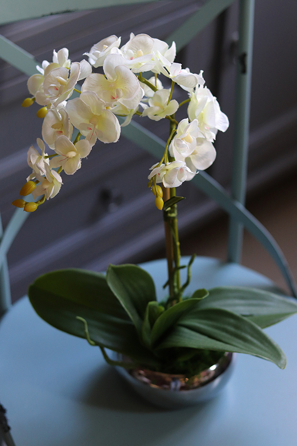 OD RĘKI Krena Mini, sztuczny storczyk w lustrzanej doniczce, wys.29cm 