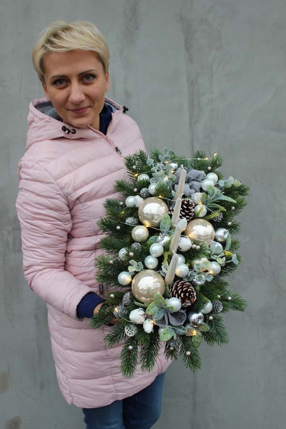 zimowy stroik świąteczny na stół White Snow, wym.60x30x19cm 