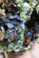 Blue Renetto, efektowny duży wieniec na drzwi, śr.45cm