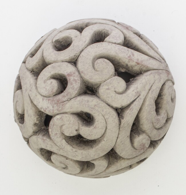 dekoracyjna kula / figurka, Cirrus A, wym.11.5x14cm