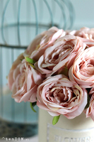 kremowy welurowy flowerbox z piwoniami, Severna 2, wys.25cm