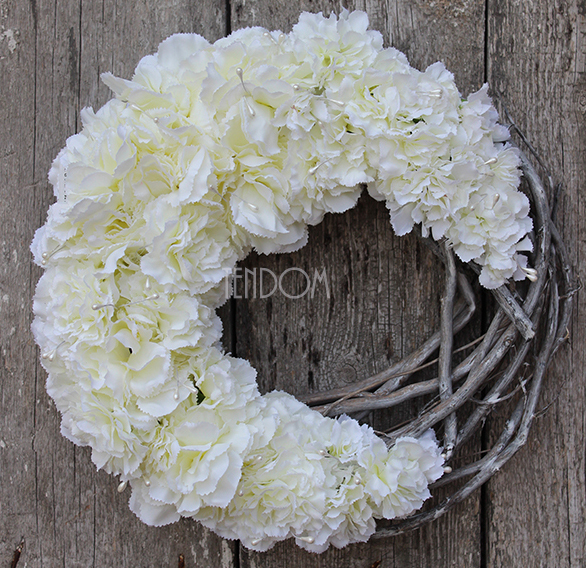 biały elegancki wianek na drzwi Amanda, śr.28cm 