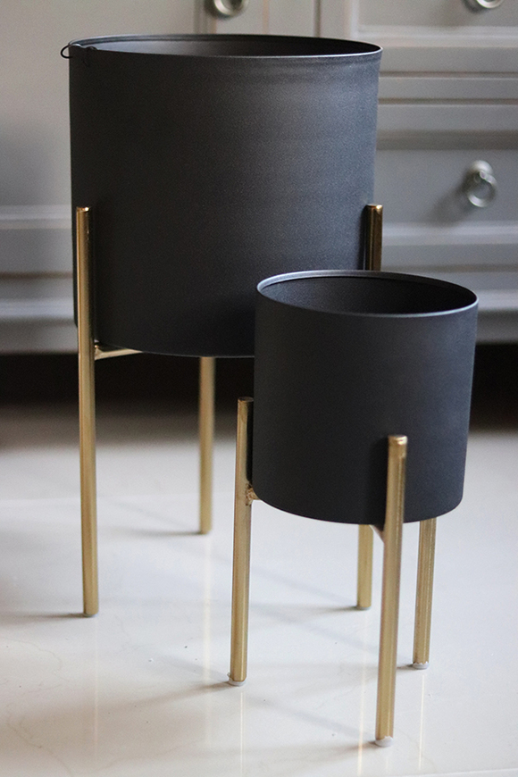 Golderro Pot Small, osłonka metalowa na nóżkach, wym.16x16x29cm