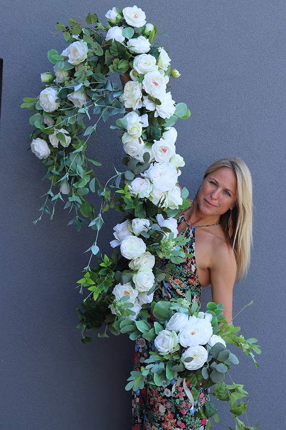 Biała Baletnica, atrakcyjna girlanda z białymi kwiatami, dł.1m