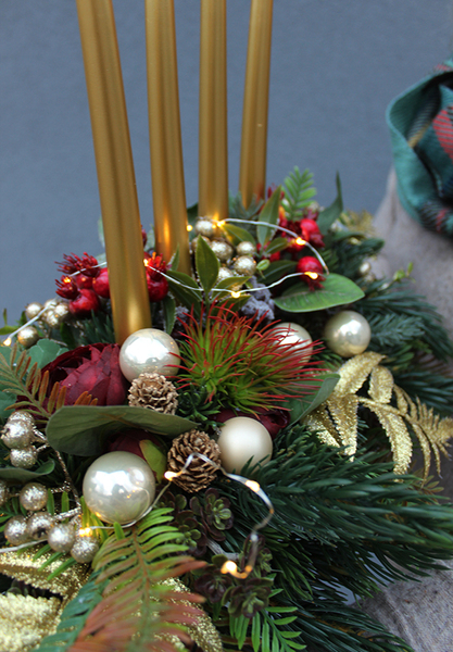 Christmas Decoration, zloty stroik / kompozycja na stół, wym.20x32x54cm