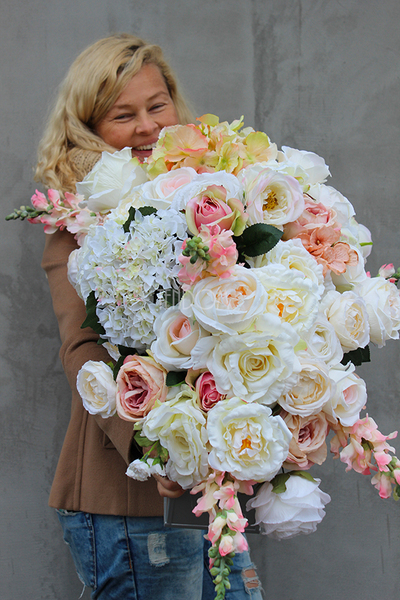 Joanna ogromna piękna kompozycja kwiatowa 80x48x45cm