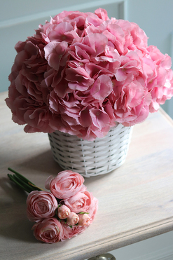 kosz różowych hortensji, Ferana, wys.35cm